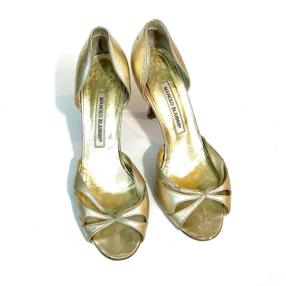 Manila Blahnik Gold D’Orsay Pumps, size 37.5